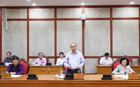 Bộ Chính trị làm việc về chuẩn bị đại hội các đảng bộ trực thuộc Trung ương