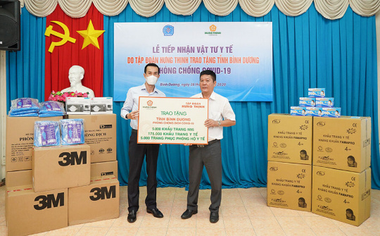 Tập đoàn Hưng Thịnh: Trao tặng trang thiết bị y tế phòng chống dịch Covid-19 tại Bình Dương