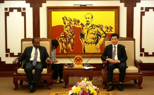 Việt Nam sẵn sàng hợp tác, hỗ trợ Angola trong lĩnh vực GTVT