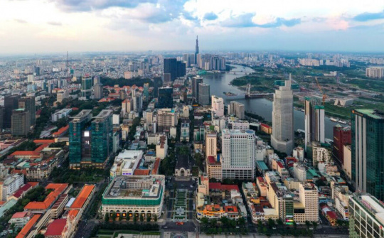 ADB: Kinh tế Việt Nam vẫn đứng vững trước COVID-19