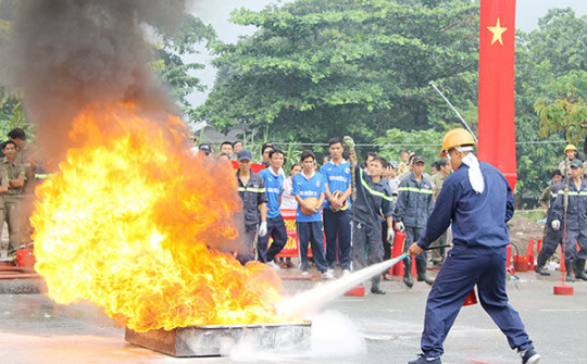 Hưởng ứng “Ngày toàn dân phòng cháy và chữa cháy”