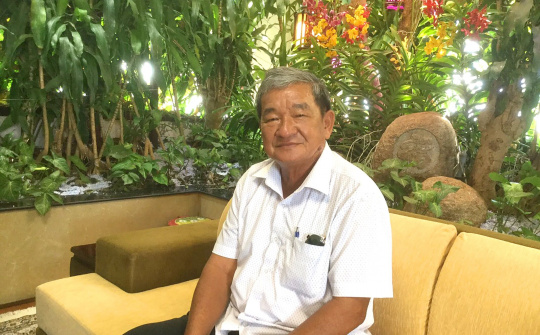 Người lính "Cụ Hồ" cắm ngọn cờ quyết thắng !