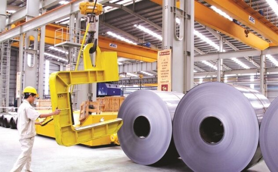 Tập đoàn Hoa Sen (HSG) được vinh danh Top 3 Mid Cap 2020