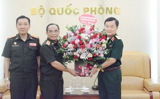 Việt Nam, Lào tiếp tục tăng cường quan hệ hợp tác quốc phòng