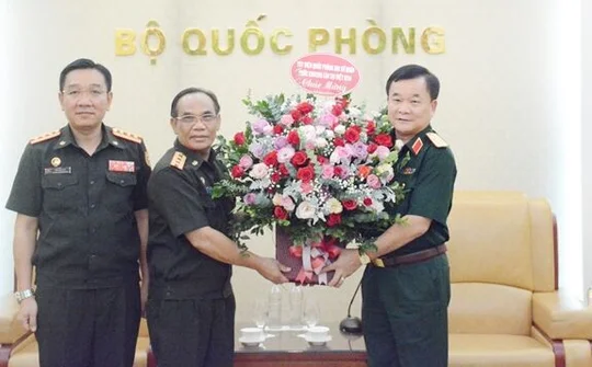 Việt Nam, Lào tiếp tục tăng cường quan hệ hợp tác quốc phòng