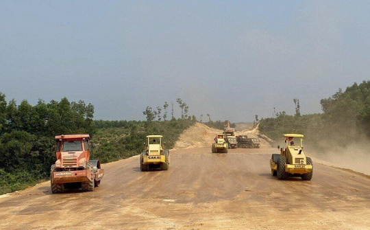 Giải phóng mặt bằng: Nhiệm vụ tiên quyết quyết định tiến độ cao tốc Bắc-Nam