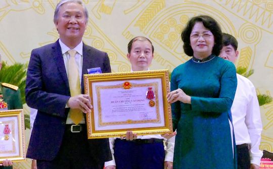 Công ty CP Đầu tư Du lịch Hòa Bình: Sự hình thành và phát triển