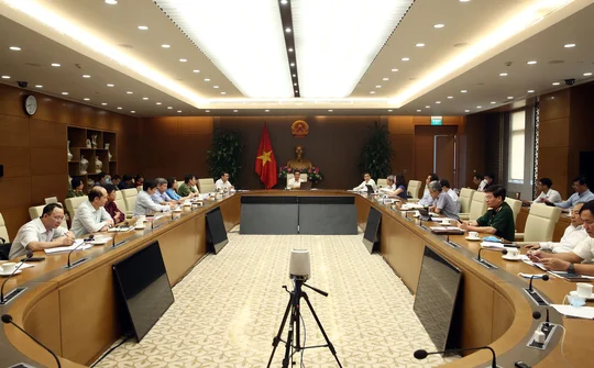Muốn mở cửa “bầu trời, biên giới” phải thay đổi chiến lược xét nghiệm