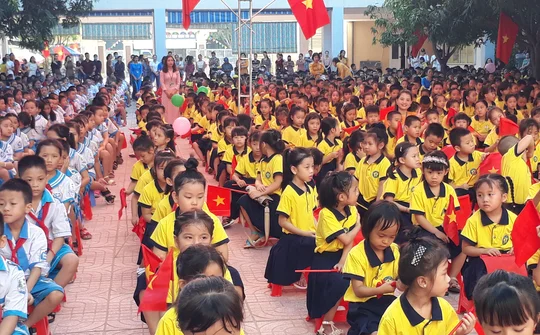 Nghệ An: Trường Tiểu học Đội Cung, Thành phố Vinh  khai giảng năm học mới
