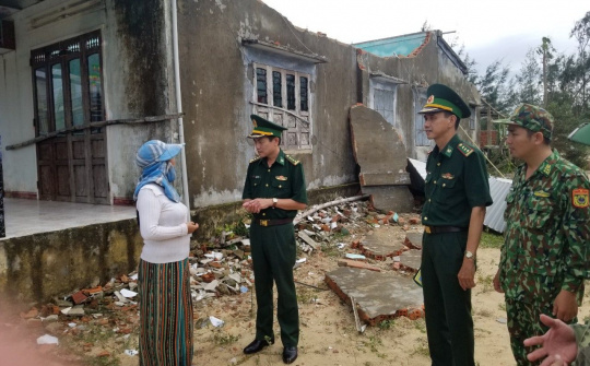 Quảng Nam: Nhọc nhằn mùa lũ và tình người bao la