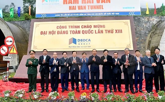 Khánh thành hầm đường bộ Hải Vân 2