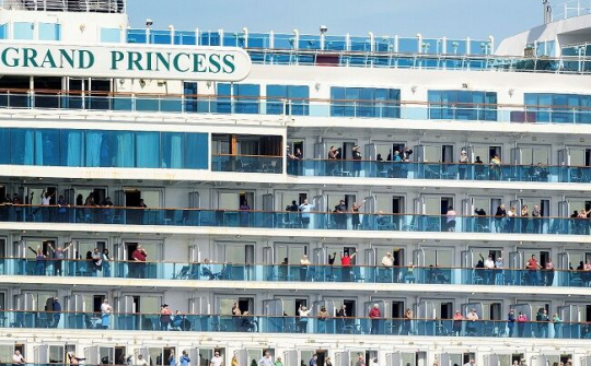 Số phận của những con tàu du lịch trong “cơn bão” COVID-19