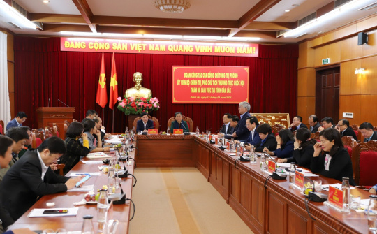 Phó Chủ tịch Thường trực Quốc hội Tòng Thị Phóng thăm và làm việc với Tỉnh ủy Đắk Lắk