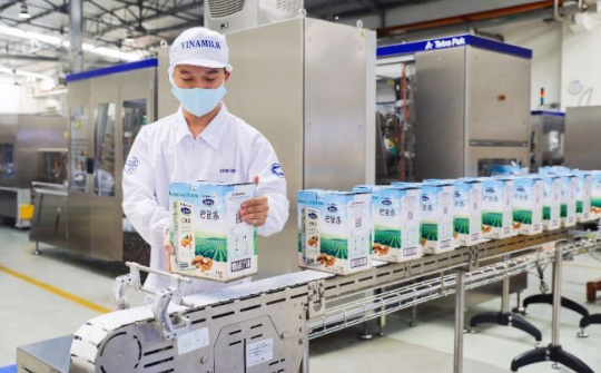 Tin vui về lô sữa xuất khẩu đầu năm từ Vinamilk hứa hẹn 1 năm lạc quan cho ngành sữa