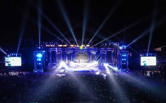 Khán giả cuồng say với đại tiệc hoành tráng chưa từng có New Year Countdown 2021 Nam Phú Quốc