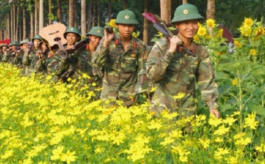 Mùa xuân chiến khu ở Quân khu 7