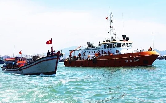 Giữ vững bình yên biên giới biển