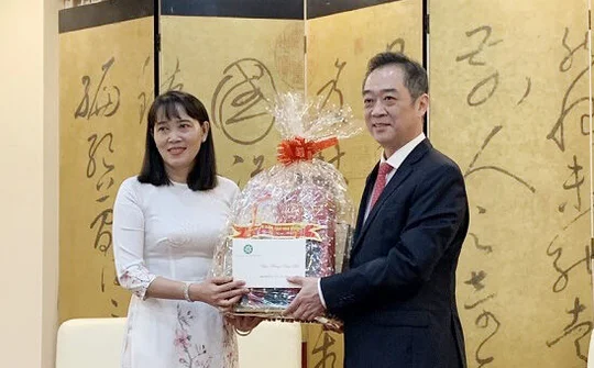 Hậu Giang: Thăm và chúc Tết cơ quan lãnh sự các nước tại Thành phố Hồ Chí Minh