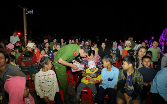 Lan tỏa phong trào toàn dân bảo vệ an ninh Tổ quốc ở địa bàn giáp ranh  biên giới