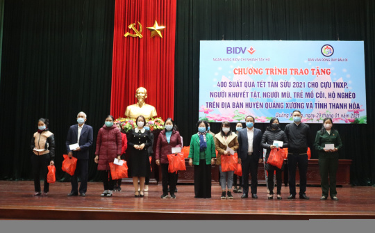 Quỹ “Bầu ơi” trao 500 suất quà Tết tại Thanh Hóa