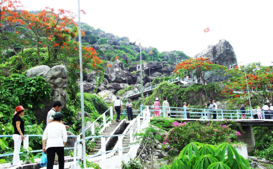 Mê mẩn với Thiên đường du lịch "Tức Dụp Hill"