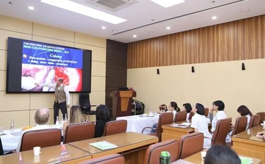 Bệnh viện Phụ Sản Hà Nội: Đi đầu trong bồi dưỡng, đào tạo nâng cao trình độ về mọi mặt cho viên chức và người lao động
