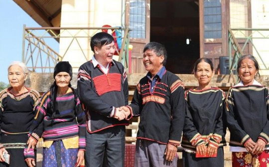 Bí thư Tỉnh ủy Đắk Lắk Bùi Văn Cường: Tất cả lấy “Dân” làm gốc