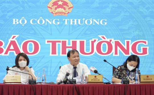 Bộ Công Thương: Phát triển công nghiệp và thương mại tháng 9 có dấu hiệu khả quan