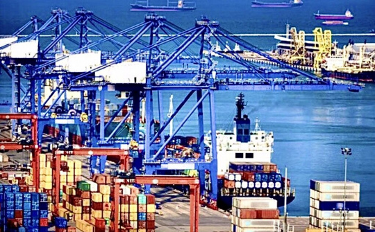 Việt Nam - Xuất siêu trở lại trên các thị trường chủ lực