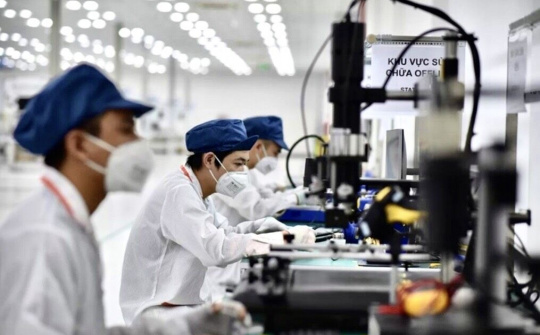 Tăng trưởng kinh tế Việt Nam những tháng cuối năm 2021