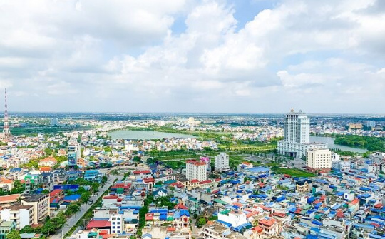 Phát huy truyền thống văn hiến và anh hùng, quyết tâm xây dựng thành phố Nam Định giàu đẹp, văn minh, hiện đại