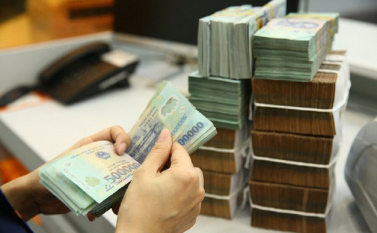 Tiếp tục giảm lãi suất huy động, tiền gửi vào ngân hàng sẽ giảm mạnh