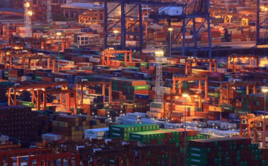 Tập trung tháo “điểm nghẽn” cung ứng toàn cầu