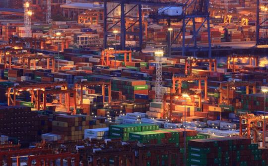 Tập trung tháo “điểm nghẽn” cung ứng toàn cầu