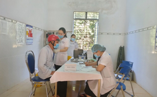 Gia Lai: Tiêm vaccine Covid-19 cho 3 xã biên giới