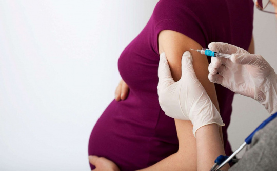 Lào Cai: Triển khai tiêm vaccine phòng Covid-19 cho người cao tuổi và phụ nữ mang thai