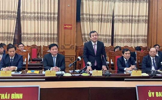 Thái Bình gặp mặt và làm việc với 'ông lớn' Samsung