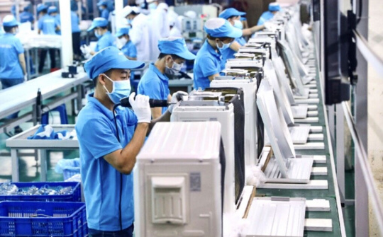 Chính phủ luôn đồng hành, hỗ trợ doanh nghiệp và người dân