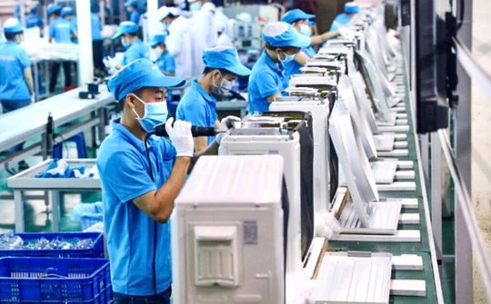 Chính phủ luôn đồng hành, hỗ trợ doanh nghiệp và người dân