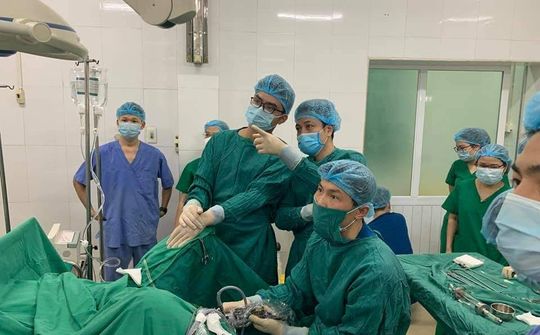 Bệnh viện Nội tiết Nghệ An tiếp nhận Kỹ thuật nội soi cắt U phì đại tiền liệt tuyến bằng dao lưỡng cực