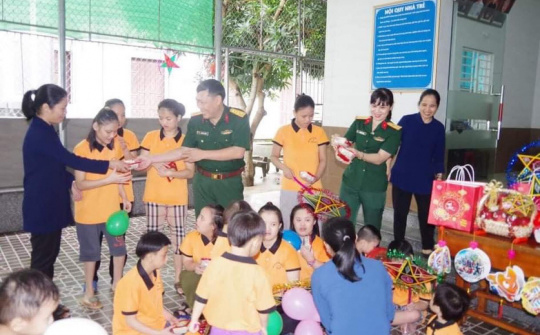 Phụ nữ Nghệ An học tập và làm theo tư tưởng, đạo đức, phong cách Hồ Chí Minh