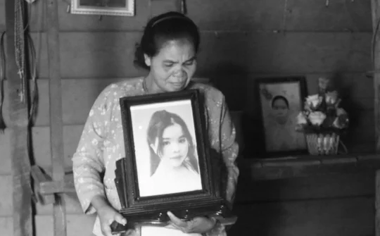 Mẹ H Ger Siu: "Chỉ có một điều mong muốn là đưa thi thể con gái về quê hương chôn cất"