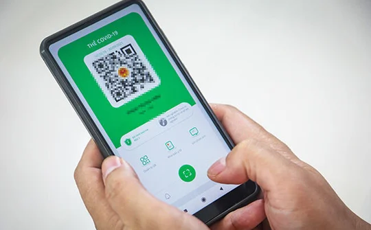 Từ 1/11, thống nhất mã QR trên các ứng dụng phòng chống COVID-19