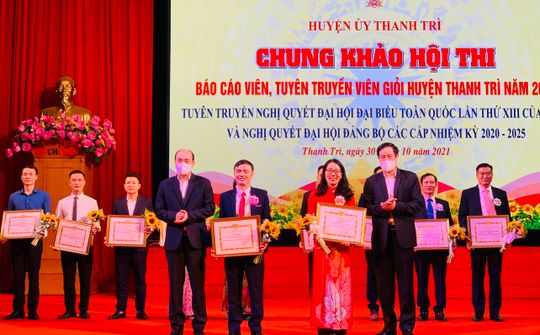 Chung khảo Hội thi Báo cáo viên, Tuyên truyền viên giỏi huyện Thanh Trì (Hà Nội) năm 2021