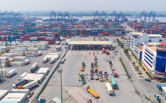 Kiểm tra kê khai, niêm yết giá dịch vụ tại cảng biển