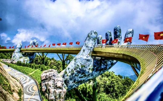 Khởi động du lịch: An toàn đến đâu mở đến đó