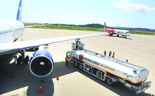 Tiếp tục gia hạn thời hạn lưu giữ nhiên liệu hàng không tạm nhập tái xuất