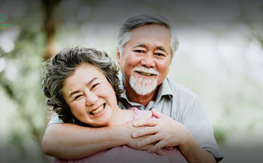 Tăng cường hệ miễn dịch giúp người cao tuổi vượt qua đại dịch và bệnh giao mùa