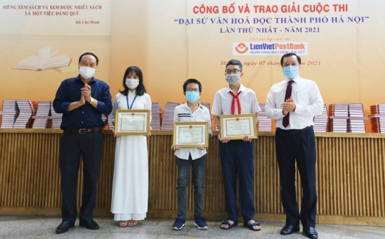 Vinh danh các Đại sứ văn hóa đọc thành phố Hà Nội