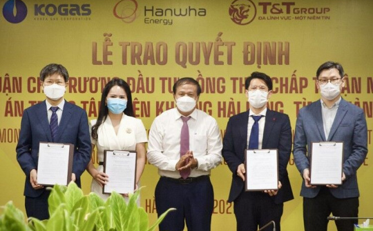 Quảng Trị trao quyết định chủ trương đầu tư dự án “Trung tâm điện khí LNG Hải Lăng” trị giá 2,3 tỷ USD